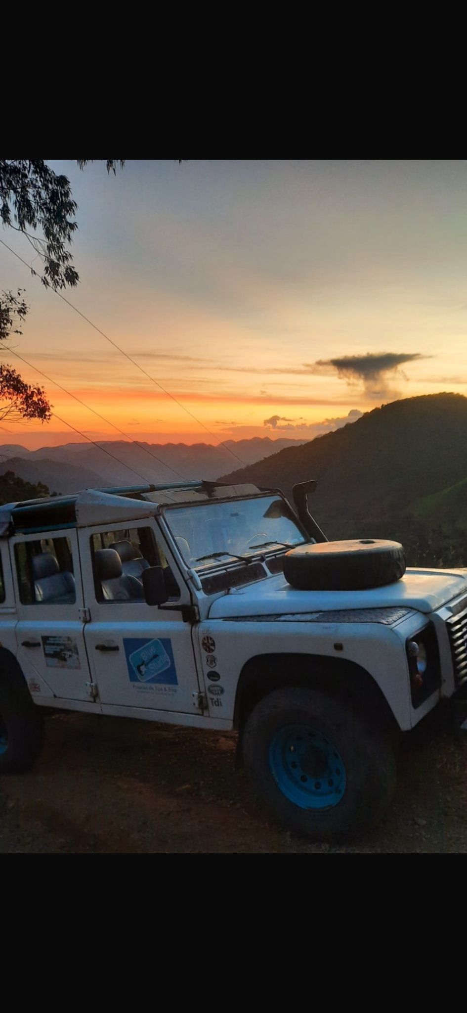 Passeio Noturno de Land Rover